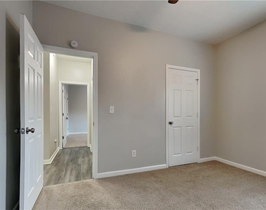 1975 Sterling Creek Court - Photo Thumbnail 15