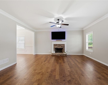 129 Harlan Trace - Photo Thumbnail 10