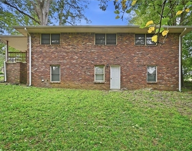 3945 Camellia Trail - Photo Thumbnail 14