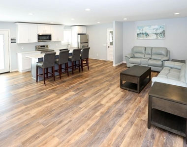 6157 Orville Drive - Photo Thumbnail 2