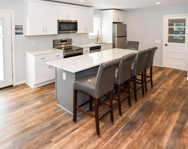 6157 Orville Drive - Photo Thumbnail 4