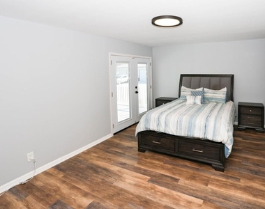 6157 Orville Drive - Photo Thumbnail 13