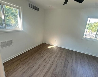122 Jennifer Lane Sw - Photo Thumbnail 10