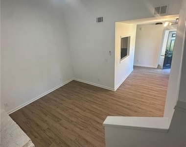 122 Jennifer Lane Sw - Photo Thumbnail 7