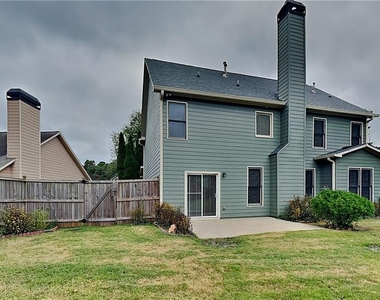 327 Laurel Glen Crossing - Photo Thumbnail 17