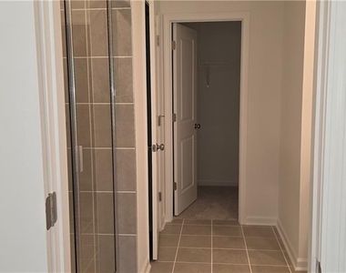 607 Rose Hill Lane - Photo Thumbnail 16