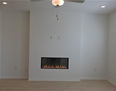 607 Rose Hill Lane - Photo Thumbnail 22