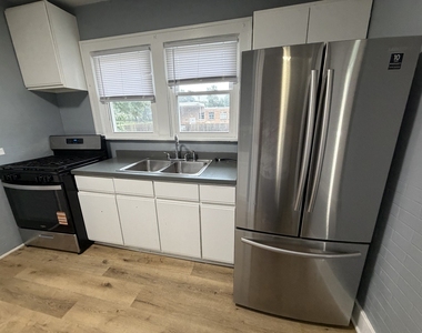21510 Maple Street - Photo Thumbnail 16