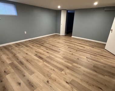 21510 Maple Street - Photo Thumbnail 24