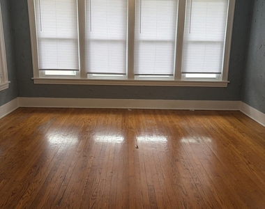 21510 Maple Street - Photo Thumbnail 3