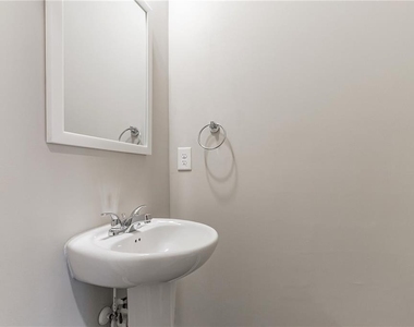 3108 Quantum Lane - Photo Thumbnail 5