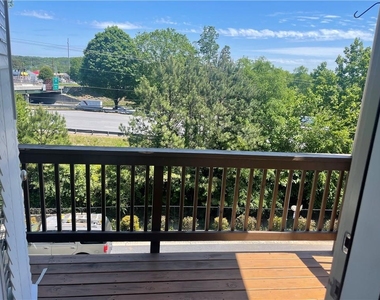 3108 Quantum Lane - Photo Thumbnail 2