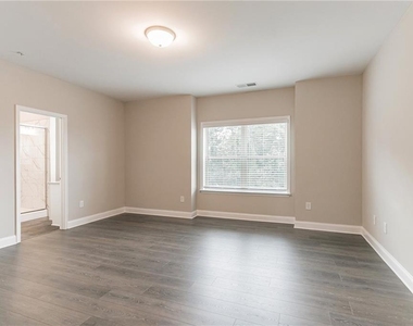3108 Quantum Lane - Photo Thumbnail 4