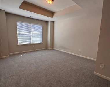 348 Turtle Creek Drive - Photo Thumbnail 17