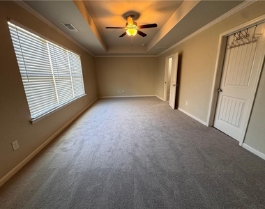 348 Turtle Creek Drive - Photo Thumbnail 7
