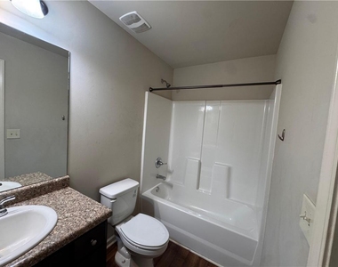 348 Turtle Creek Drive - Photo Thumbnail 21