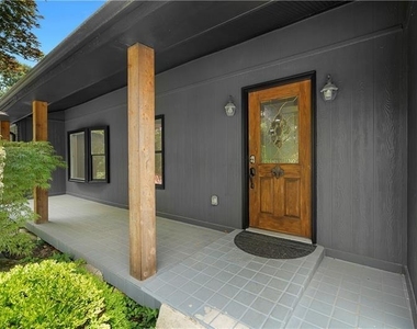 2661 Fleur De Lis Place - Photo Thumbnail 14