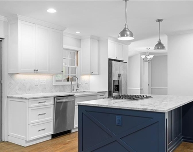 2661 Fleur De Lis Place - Photo Thumbnail 2