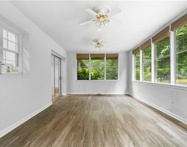 2661 Fleur De Lis Place - Photo Thumbnail 9