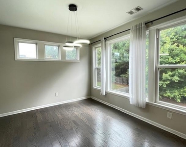 3816 Thackary Drive - Photo Thumbnail 5