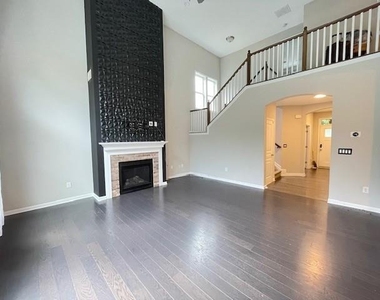 3816 Thackary Drive - Photo Thumbnail 6