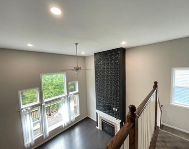 3816 Thackary Drive - Photo Thumbnail 10