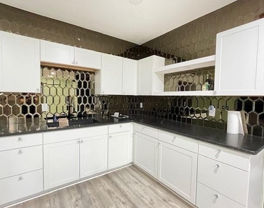 3816 Thackary Drive - Photo Thumbnail 27