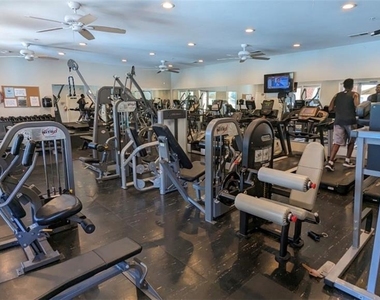 4746 Legacy Cove Lane - Photo Thumbnail 40