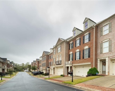 4746 Legacy Cove Lane - Photo Thumbnail 34