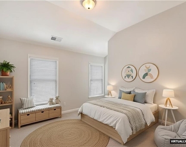 4746 Legacy Cove Lane - Photo Thumbnail 13