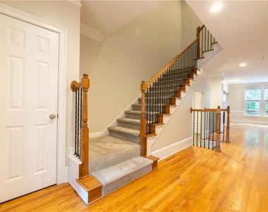 4746 Legacy Cove Lane - Photo Thumbnail 11