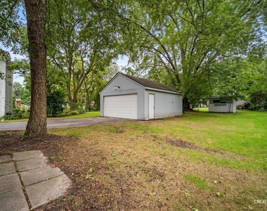 1125 Ash Street - Photo Thumbnail 14