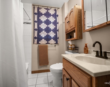1125 Ash Street - Photo Thumbnail 6