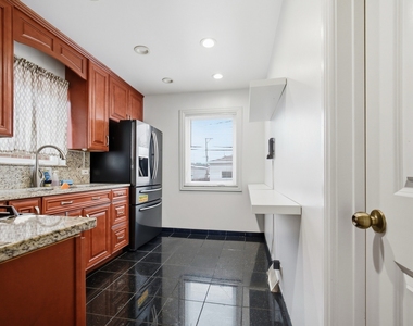 6230 W Foster Avenue - Photo Thumbnail 8