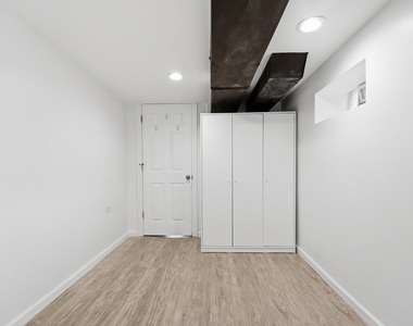 6230 W Foster Avenue - Photo Thumbnail 14
