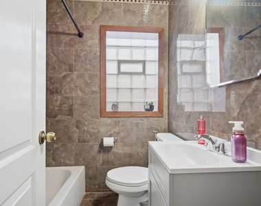 6230 W Foster Avenue - Photo Thumbnail 10