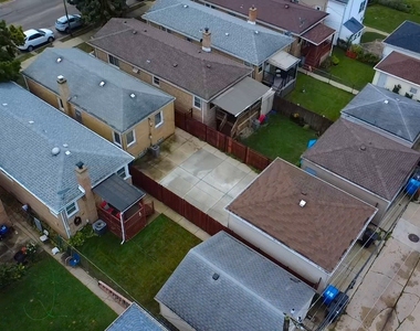6230 W Foster Avenue - Photo Thumbnail 2