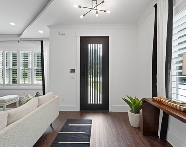 157 Brush Creek Court - Photo Thumbnail 6