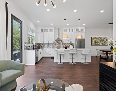 157 Brush Creek Court - Photo Thumbnail 18