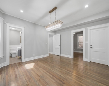 4834 N Troy Street - Photo Thumbnail 3