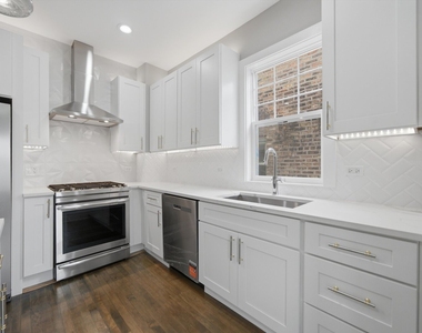 4834 N Troy Street - Photo Thumbnail 8