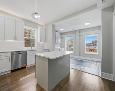 4834 N Troy Street - Photo Thumbnail 5