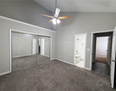 1101 Sandy Lane Drive - Photo Thumbnail 24