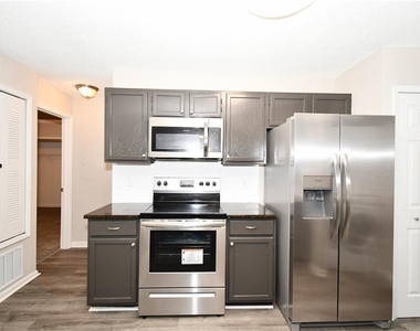 1101 Sandy Lane Drive - Photo Thumbnail 15
