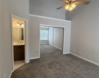 1101 Sandy Lane Drive - Photo Thumbnail 32