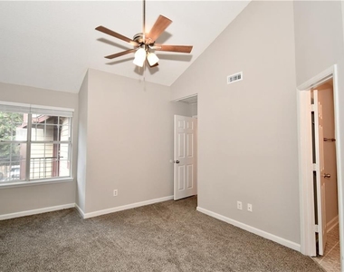 1101 Sandy Lane Drive - Photo Thumbnail 25