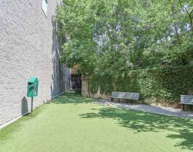 910 W Huron Street - Photo Thumbnail 15