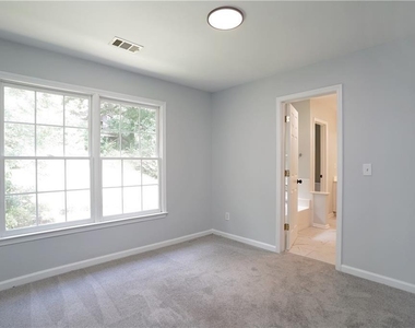 272 Birchmore Walk - Photo Thumbnail 17