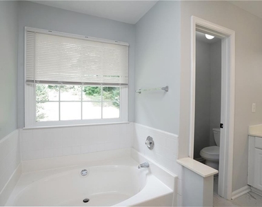 272 Birchmore Walk - Photo Thumbnail 12