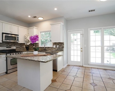 272 Birchmore Walk - Photo Thumbnail 9